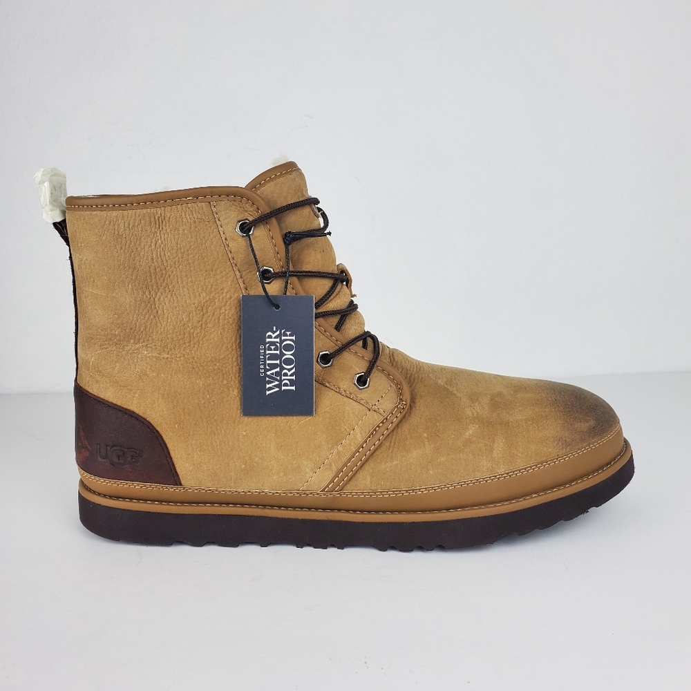 UGG Men Harkley Desert Sand Waterproof Leather - Picture 1 of 12
